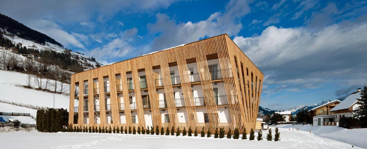 Apartments Dolomit-Royal ジリアン エクステリア 写真