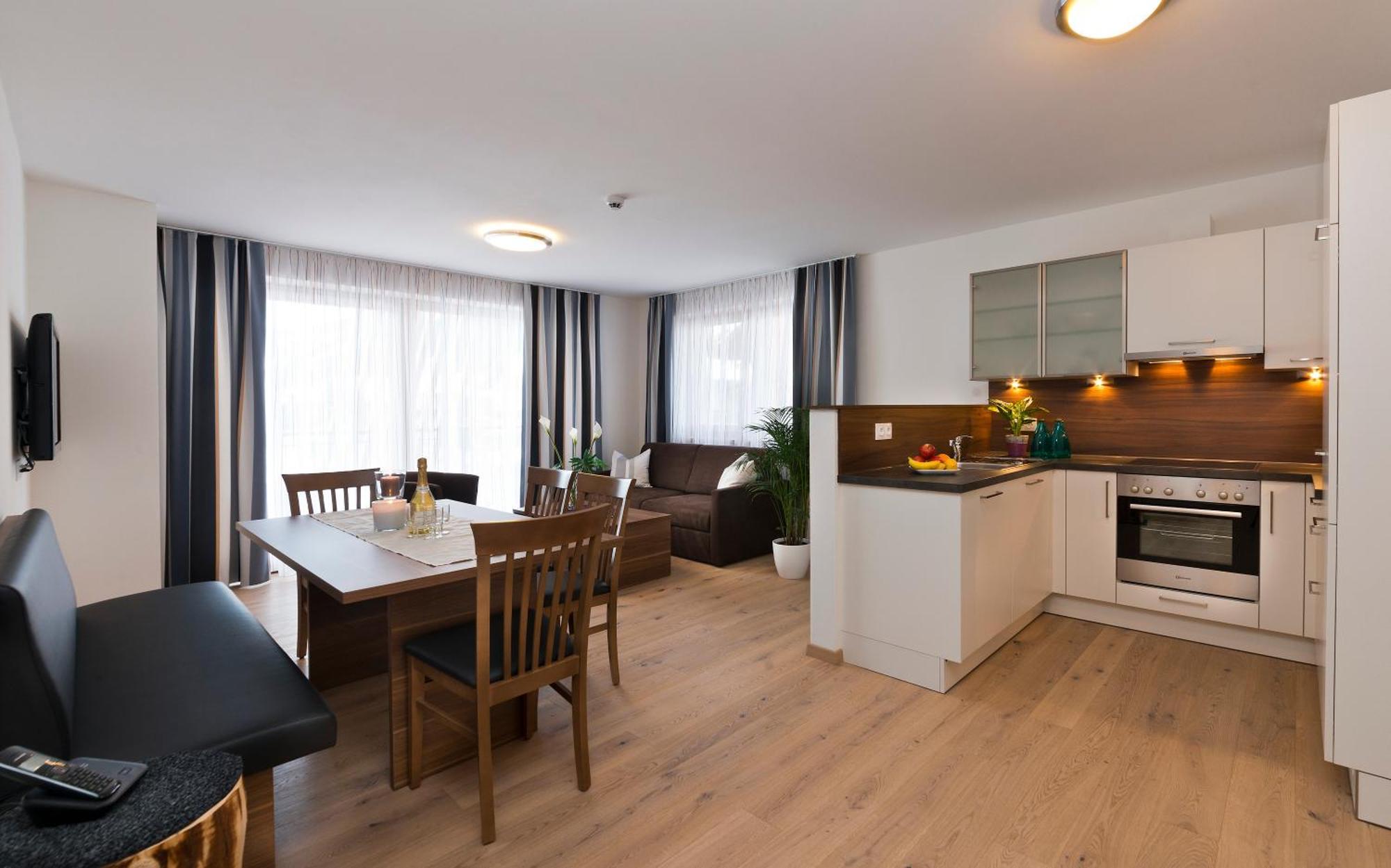 Apartments Dolomit-Royal ジリアン エクステリア 写真