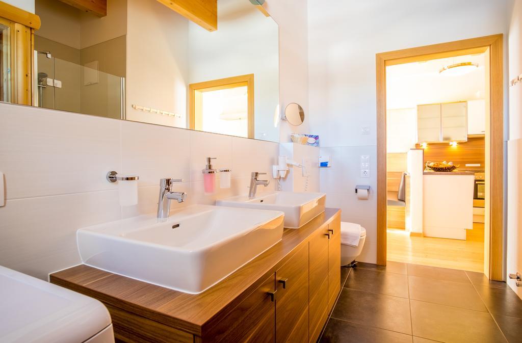 Apartments Dolomit-Royal ジリアン エクステリア 写真