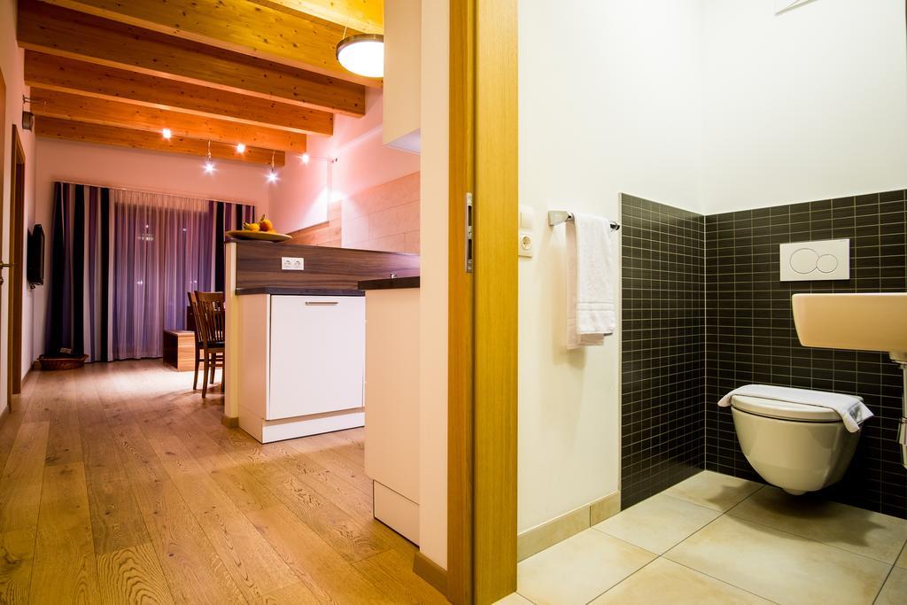 Apartments Dolomit-Royal ジリアン エクステリア 写真