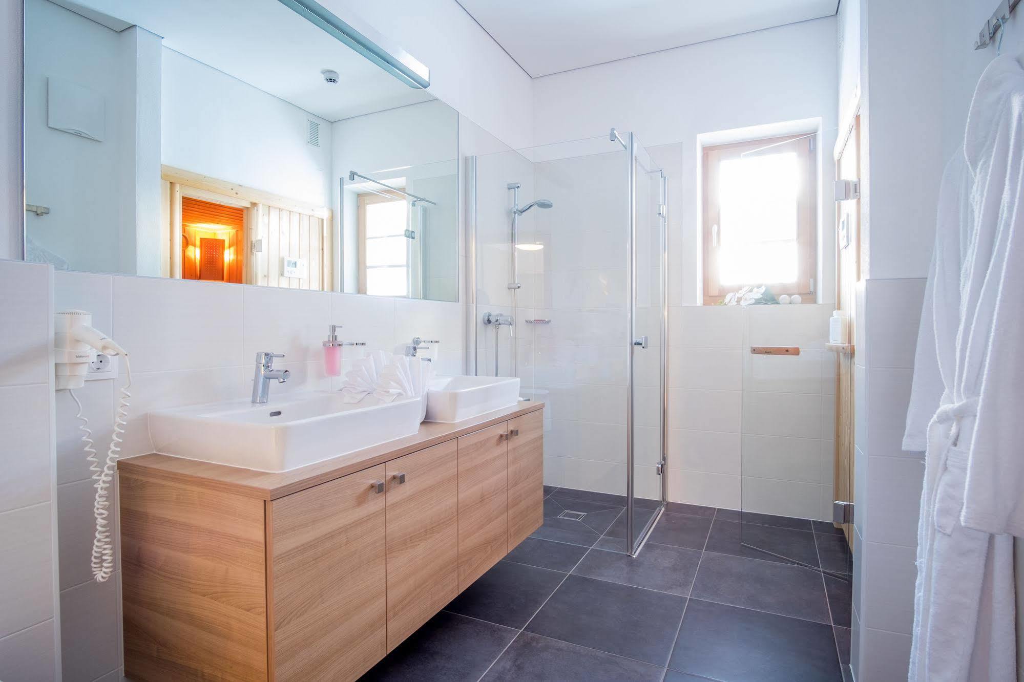 Apartments Dolomit-Royal ジリアン エクステリア 写真