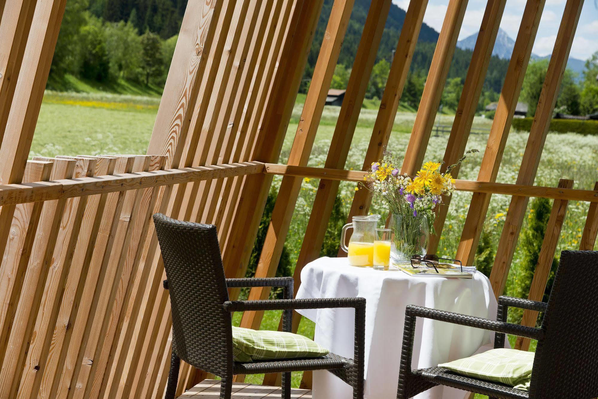 Apartments Dolomit-Royal ジリアン エクステリア 写真